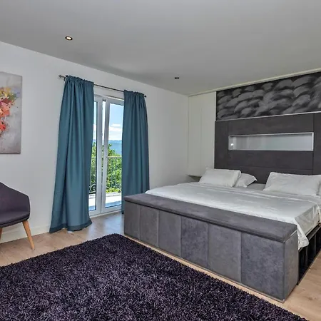 Lovely In With Sauna