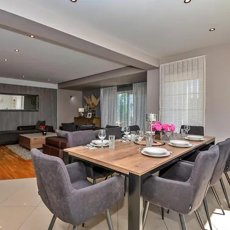 度假居 Lovely In With Sauna *