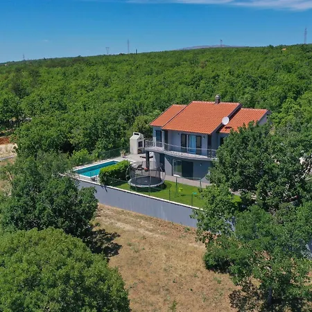 Lovely In With Sauna